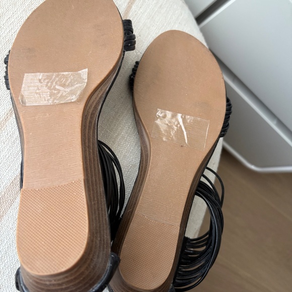 Black vegan leather sandal (kitten heel platform) - Picture 6 of 6